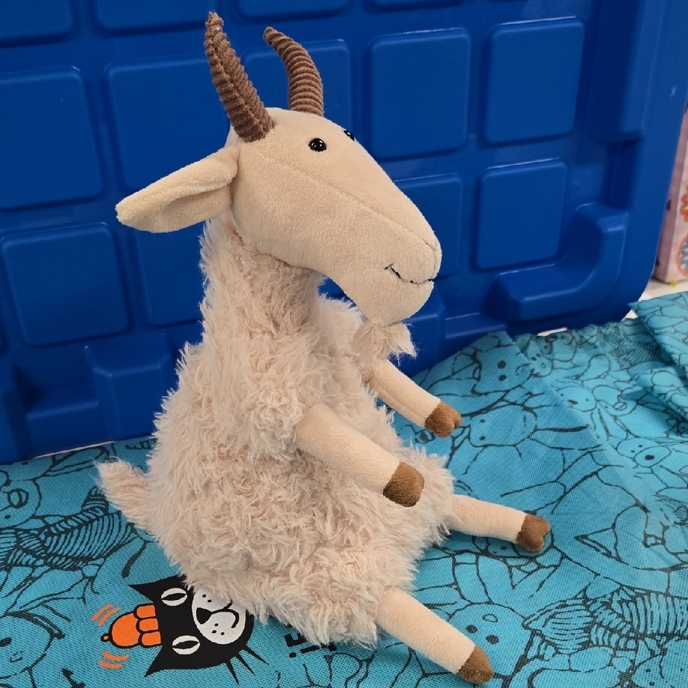 Retired Jellycat Ginny Goat W/ Blue Dust Bag